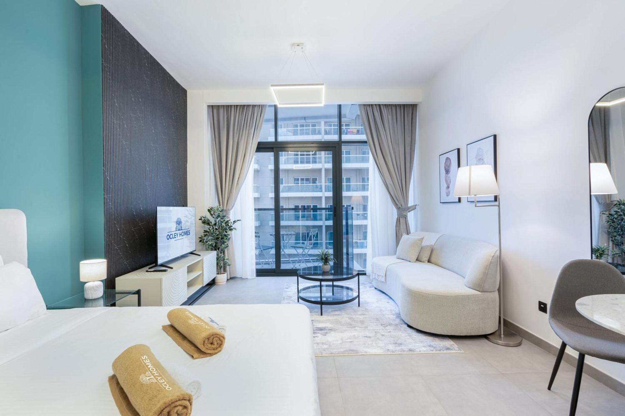 Modern Home In Sports City With Rooftop Pool Dubai Esterno foto